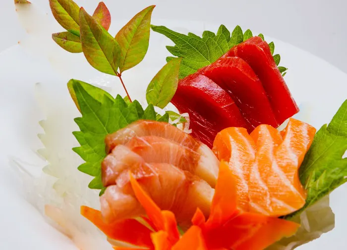 UMI SUSHI Picture 2