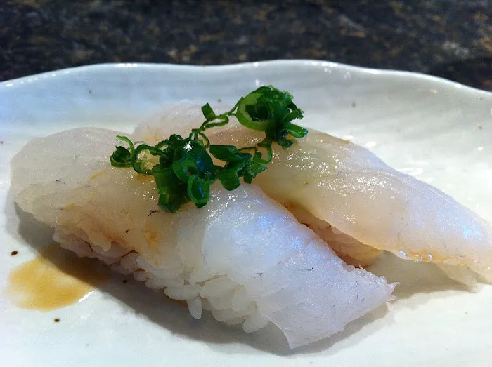 UMI SUSHI Picture 9