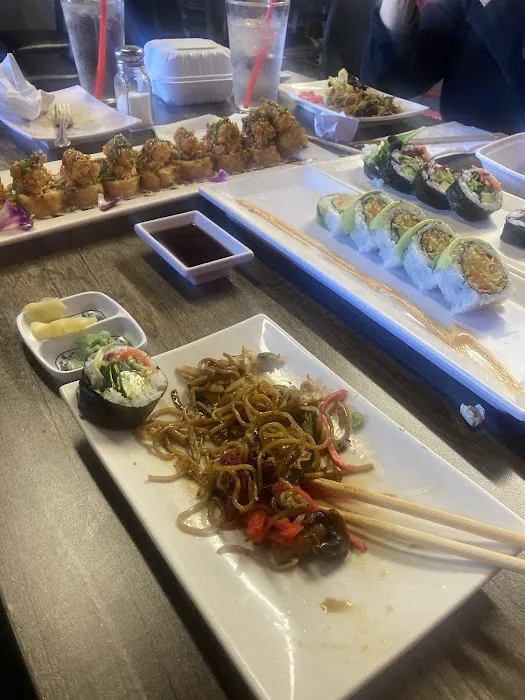 Tuna Sushi Picture 2