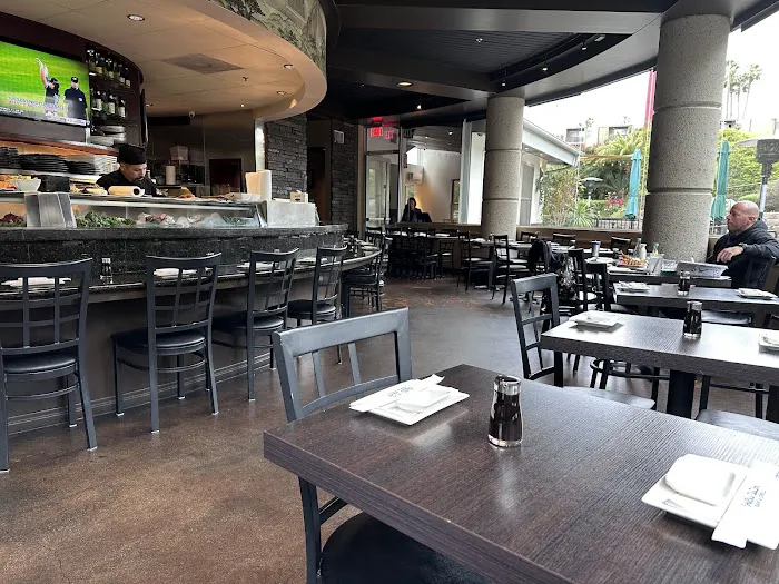 Banbu Sushi Bar & Grill Picture 6