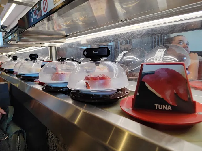 Kura Revolving Sushi Bar Picture 5