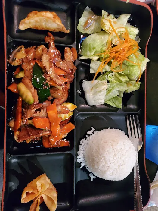 Ahi Sushi & Grill Picture 5