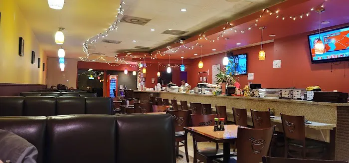 Takka Sushi Bar & Grill Picture 8