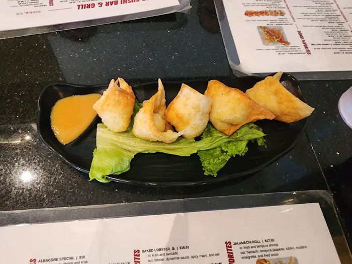 Domo Sushi Bar & Grill Picture 4