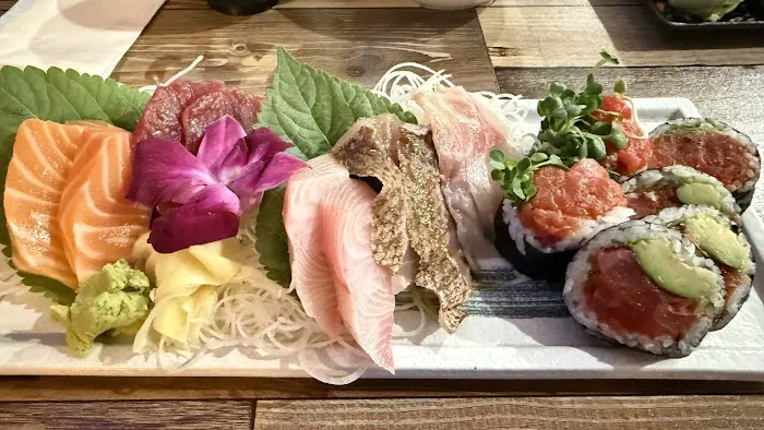 Hana Sushi Picture 8