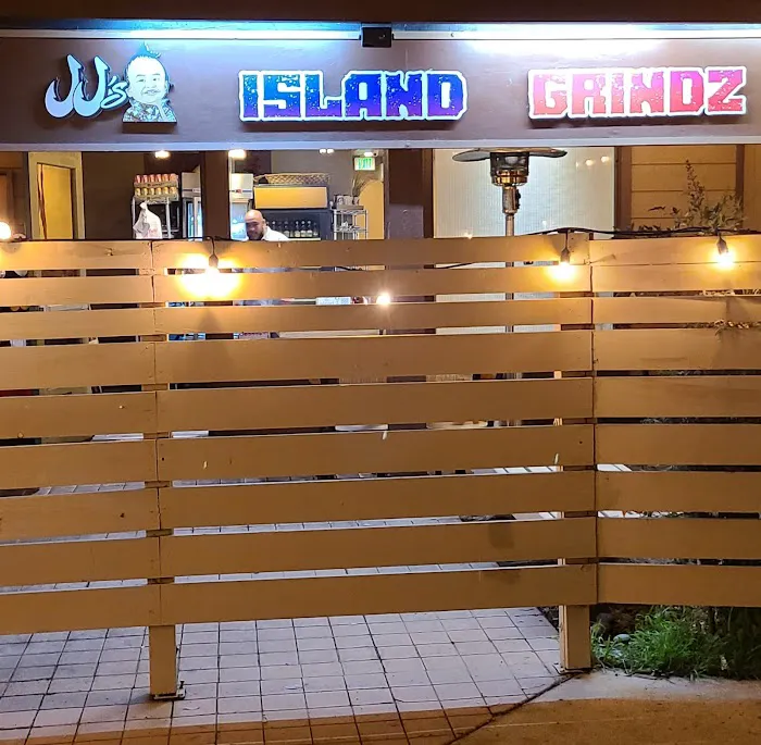 Island Style Sushi Picture 6