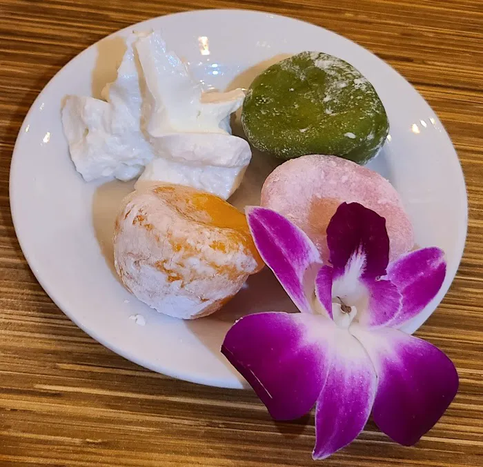 Island Style Sushi Picture 7