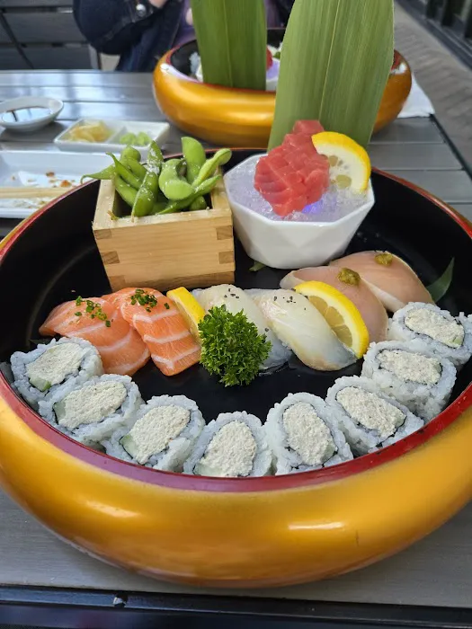 Blue Ocean Sushi & Grill Picture 1