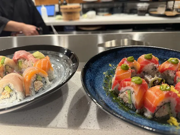 TAKARAMONO SUSHI Picture 4