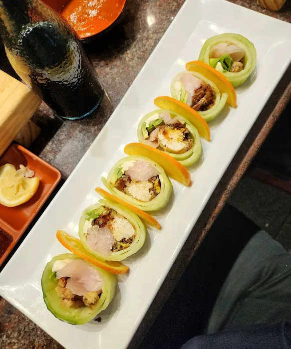 Station Sushi Picture 7