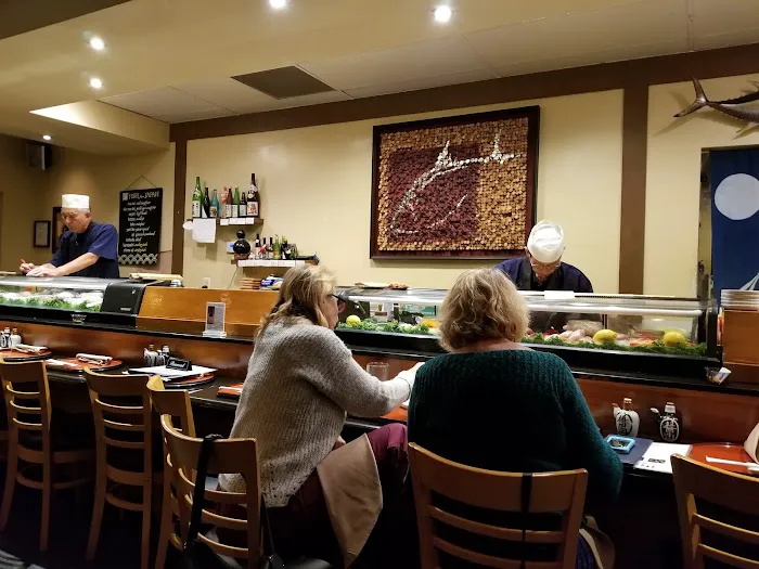 Sushi Bar Blue Fin Picture 3