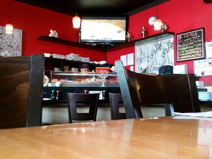 Ikura Sushi & Ramen Picture 5