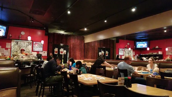 Ikura Sushi & Ramen Picture 3