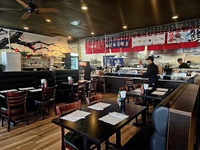 ICHIBAN RAMEN AND SUSHI Picture 3