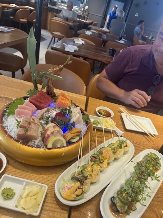 Blue Ocean Robata & Sushi Bar Picture 9