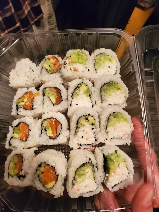 Hooked On Sushi Picture 3