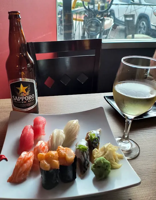 Ahi Sushi & Grill Picture 3