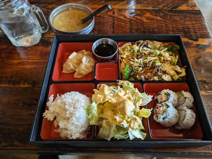 MIKKO SUSHI Picture 2