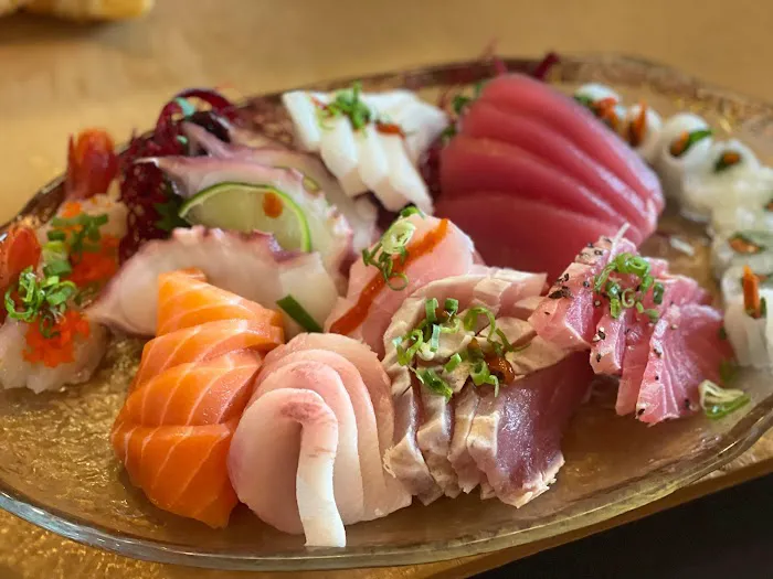 Go Go Japan Sushi & Bento Picture 7