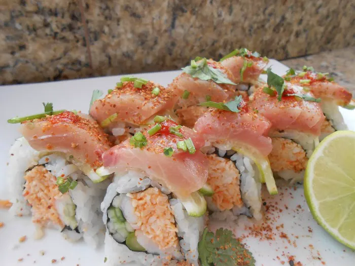Go Go Japan Sushi & Bento Picture 1
