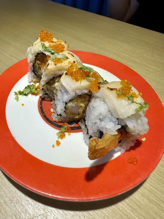 UMAMI REVOLVING SUSHI Picture 3