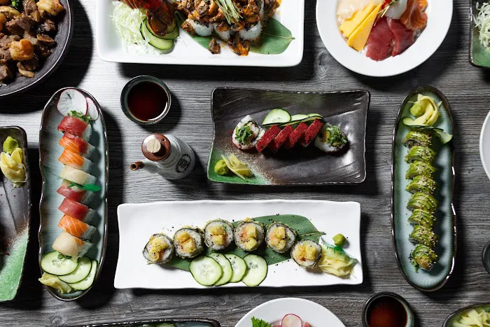AKI SUSHI Picture 7