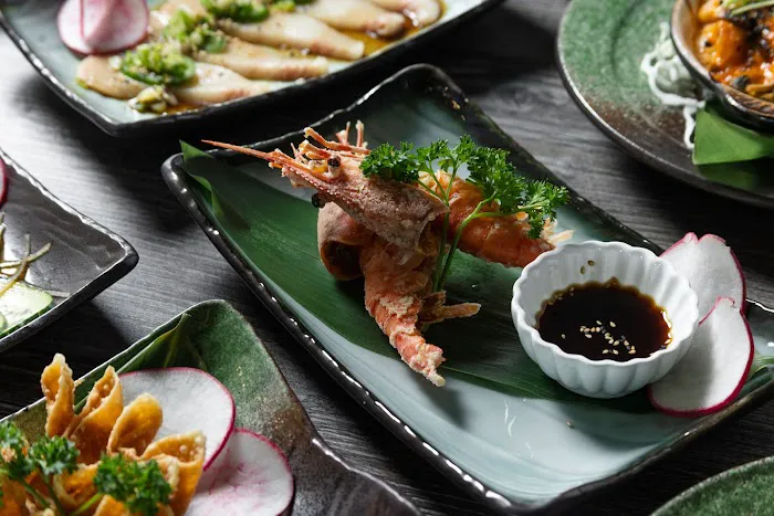 AKI SUSHI Picture 9