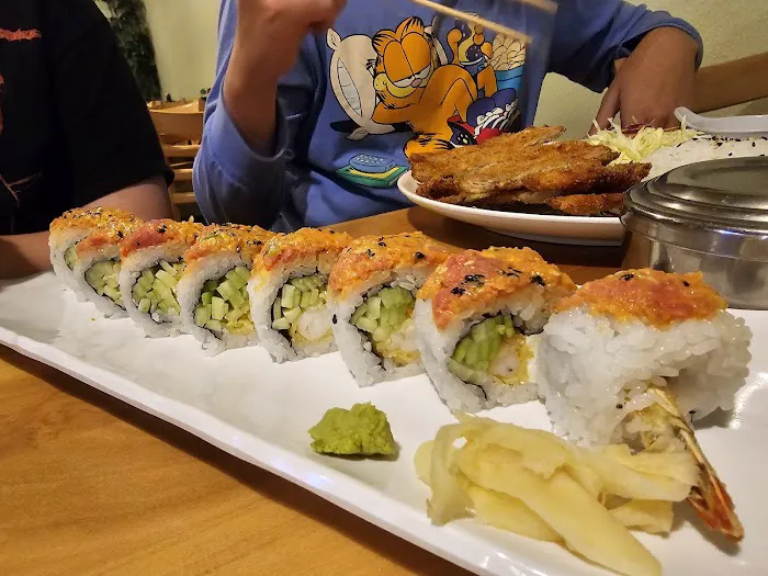 Sushi House Mom's Picture 4