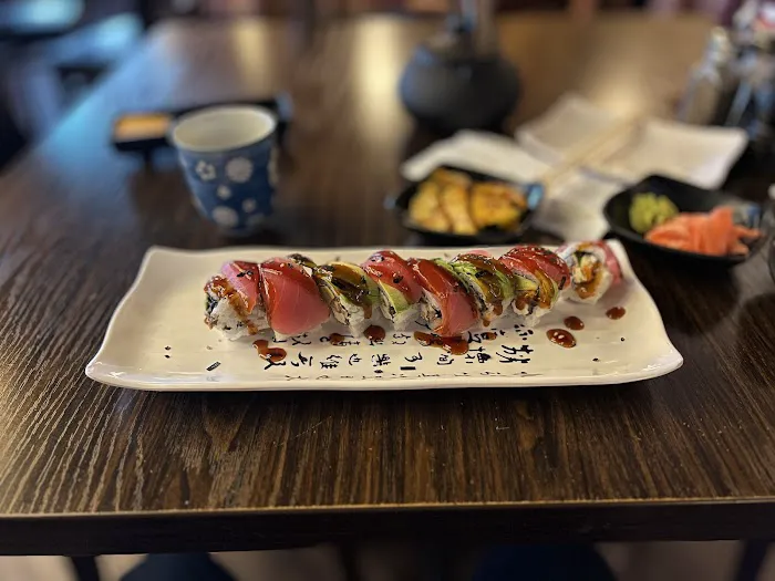 Sunny's Sushi, Steak, & Seafood House Picture 5