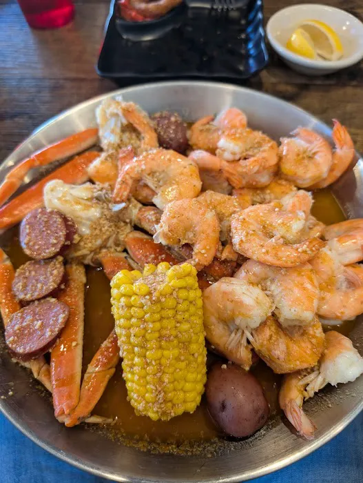 Hot Hot Ramen Sushi Seafood Picture 4