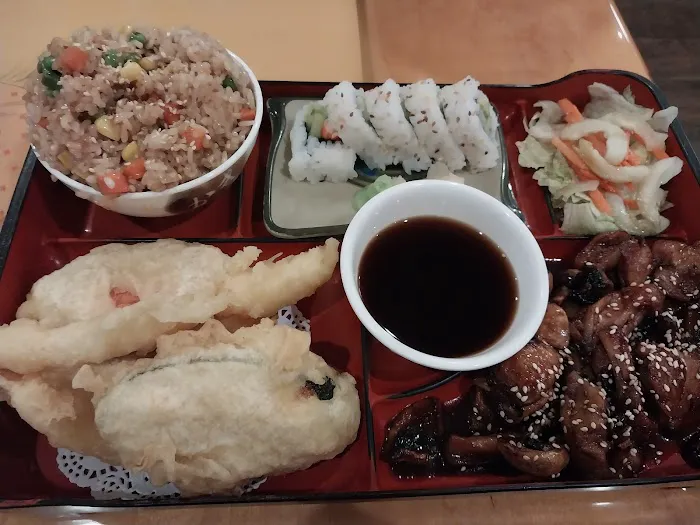 Sumo Sushi Picture 2