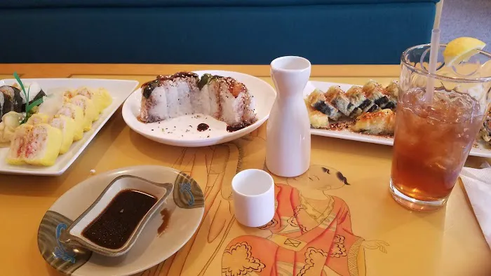 Sumo Sushi Picture 1