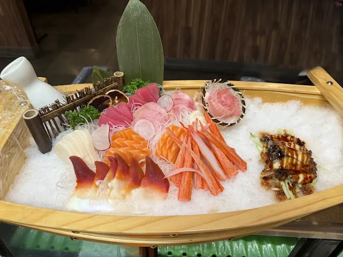 Sushi Kingdom and The Juicy Crab Picture 6