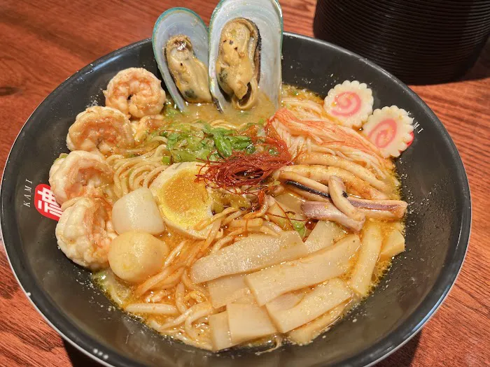 Kami Ramen Bar- wolfchase Picture 2