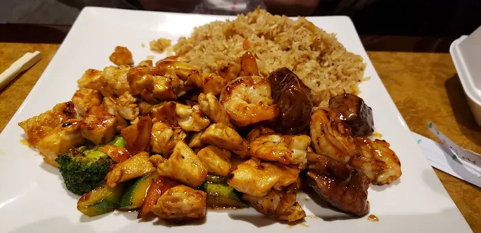 Sen Sushi and Hibachi Grill Picture 4