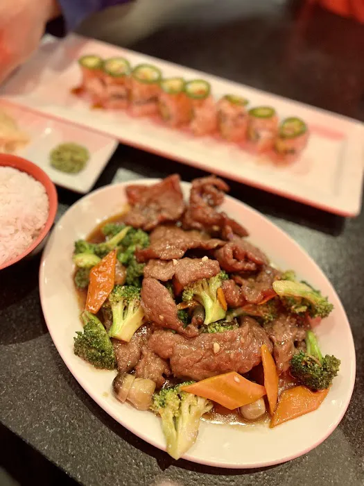 RED Asian Cuisine Picture 3