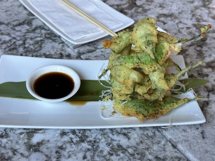 YU-OR-MI Sushi and Ramen Bar - Arts District Picture 6