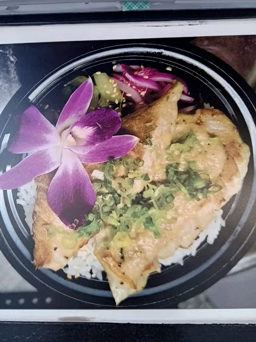 Fresh off the boat sushi Picture 10