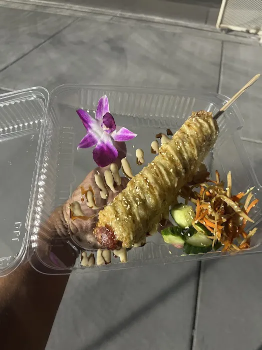 Fresh off the boat sushi Picture 2