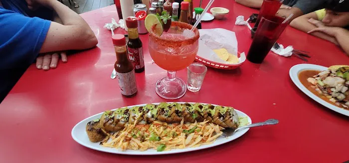 Sushi Culiacán & Mariscos Picture 9