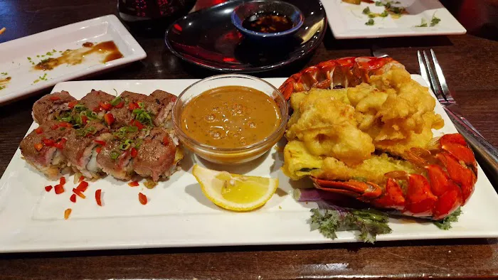 RA Sushi Bar Restaurant Picture 2