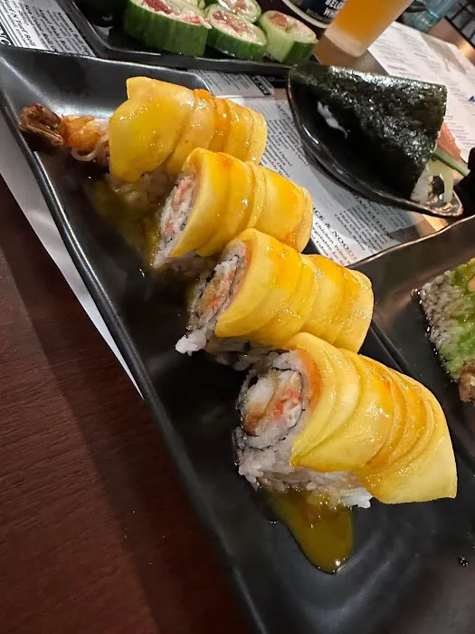 AYCE sushi & asian fusion Picture 9