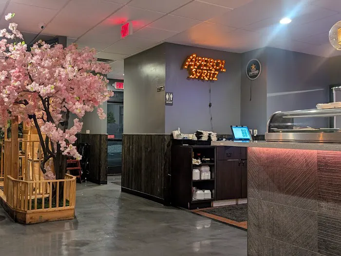 AYCE sushi & asian fusion Picture 5