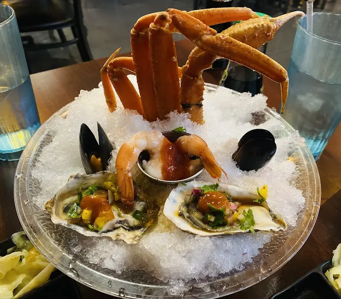 AYCE sushi & asian fusion Picture 7