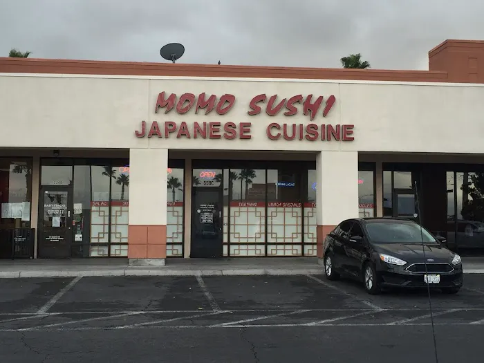 Momo Sushi Japanese Cuisine Picture 2