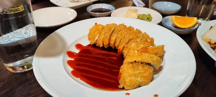 Momo Sushi Japanese Cuisine Picture 4