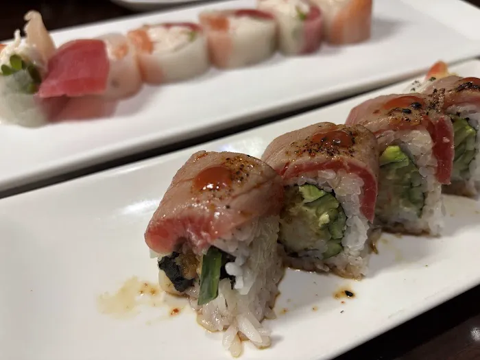 Blue Fin Sushi Picture 3