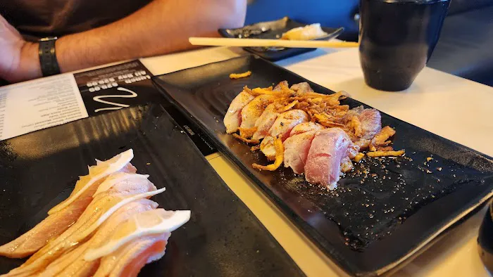 Umami Restaurant (All You Can Eat Sushi) Picture 3