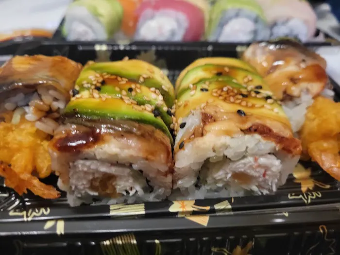 KAIZEN REVOLVING SUSHI Picture 6