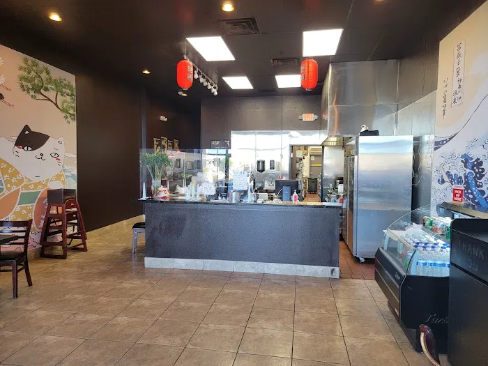 KAIZEN REVOLVING SUSHI Picture 8